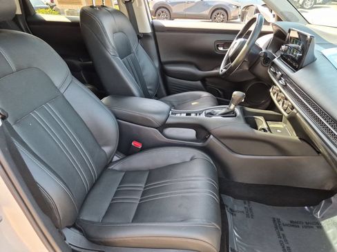 Used 2025 Honda HR-V EX-L image 30