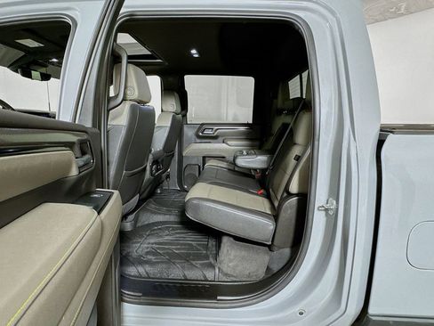 Certified 2024 Chevrolet Silverado 2500 ZR2 w/ Technology Package image 24