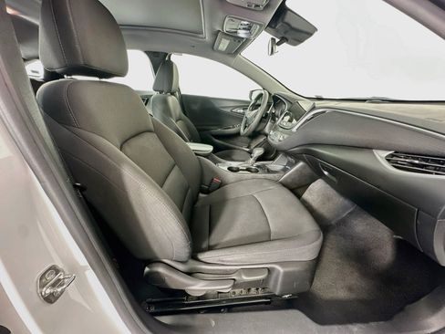 Used 2024 Chevrolet Malibu LT FWD image 31