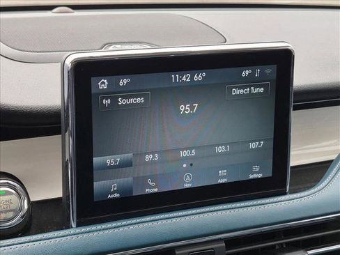 Used 2020 Lincoln Corsair Reserve w/ Equipment Group 201A AWD/4WD image 12