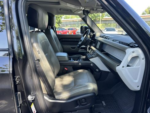 Used 2020 Land Rover Defender 110 HSE AWD/4WD image 20