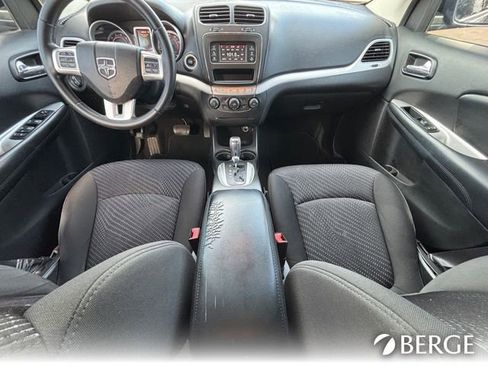Used 2016 Dodge Journey SXT image 17