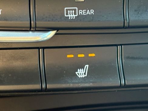 Used 2020 Hyundai Santa Fe SEL image 5