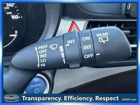 Certified 2024 Toyota Sienna XLE image 31