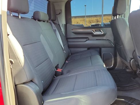 Used 2022 Chevrolet Silverado 1500 LT RWD image 20
