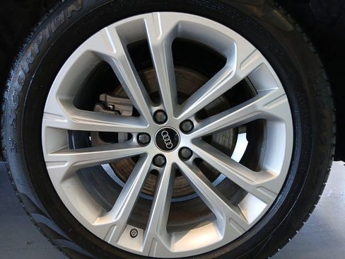 Used 2025 Audi Q7 3.0T Premium Plus AWD/4WD image 9