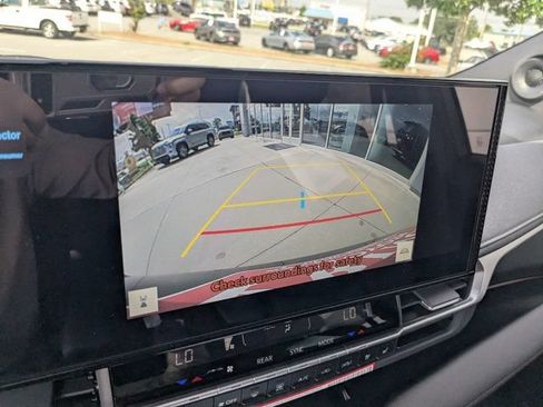 New 2026 Toyota Sienna Limited FWD image 18