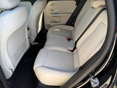 New 2026 Mercedes-Benz GLA 250 4MATIC image 11