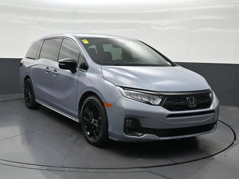 Used 2025 Honda Odyssey Sport-L image 7