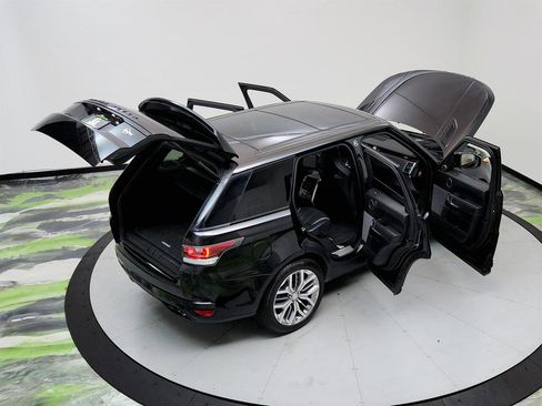 Used 2017 Land Rover Range Rover Sport SVR image 40