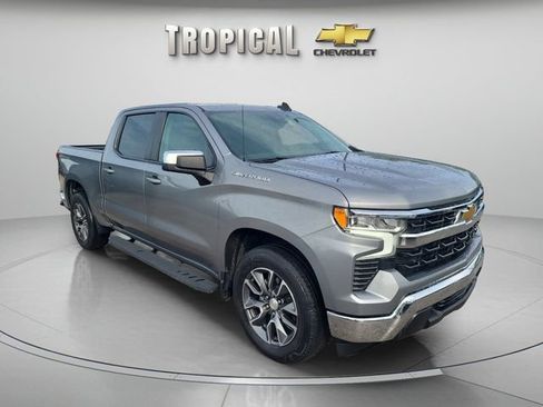 Used 2023 Chevrolet Silverado 1500 LT RWD image 7