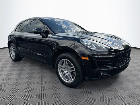 Used 2018 Porsche Macan AWD/4WD image 4