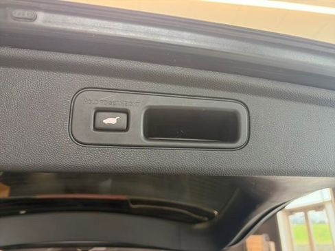 Used 2024 Honda Odyssey Sport image 37