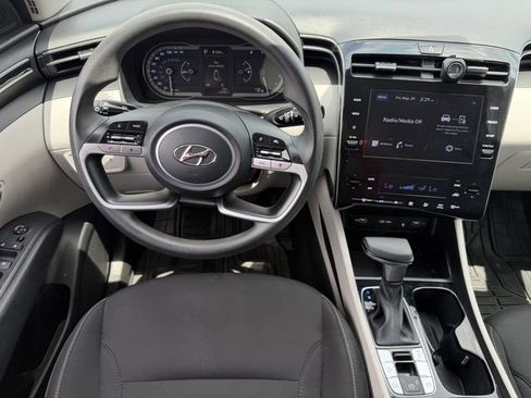 Used 2024 Hyundai Tucson SEL FWD image 11