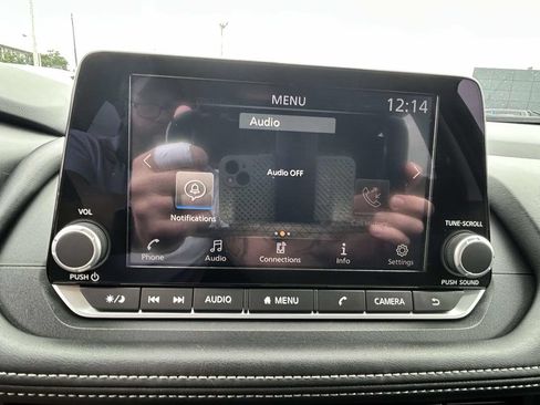 Used 2026 Nissan Rogue S FWD image 14
