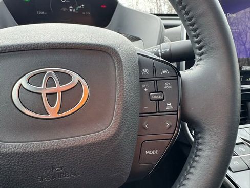 Used 2024 Toyota bZ4X XLE w/ Weather Package image 22