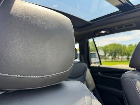 Certified 2023 Cadillac XT6 Sport w/ LPO, Onyx Lite Package AWD/4WD image 31