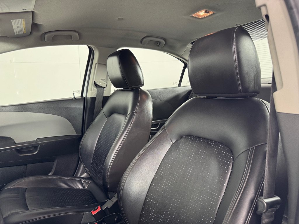 Used 2015 Chevrolet Sonic LTZ FWD image 10