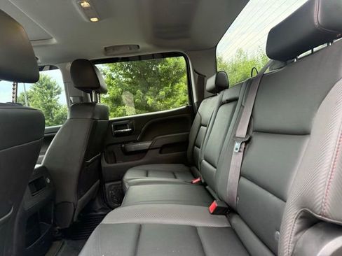 Used 2016 GMC Sierra 2500 SLT w/ All-Terrain HD Package AWD/4WD image 15