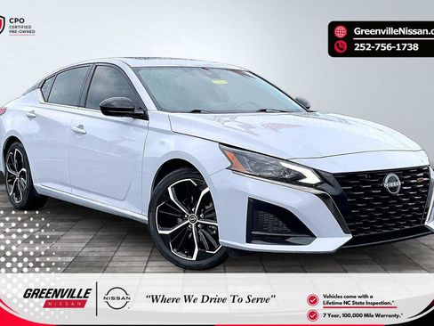 Certified 2024 Nissan Altima 2.5 SR w/ SR Premium Package FWD image 1