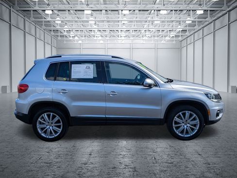 Used 2013 Volkswagen Tiguan S AWD/4WD image 6