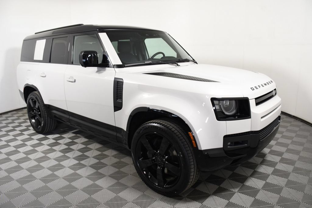 New 2026 Land Rover Defender 130 X-Dynamic SE AWD/4WD image 8