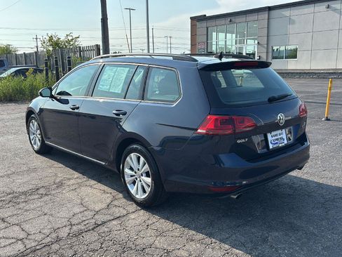 Used 2017 Volkswagen Golf S AWD/4WD image 5