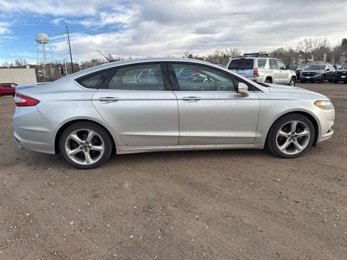 Used 2014 Ford Fusion SE w/ Equipment Group 201A image 7