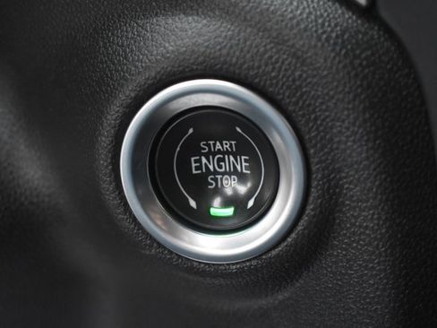 Used 2022 Chevrolet Silverado 1500 Custom image 25