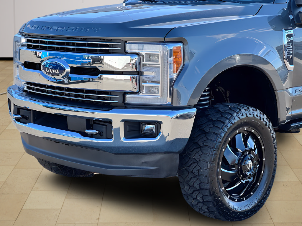 Used 2018 Ford F350 Lariat w/ Lariat Ultimate Package AWD/4WD image 36