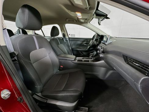 Used 2024 Nissan Sentra SV image 28