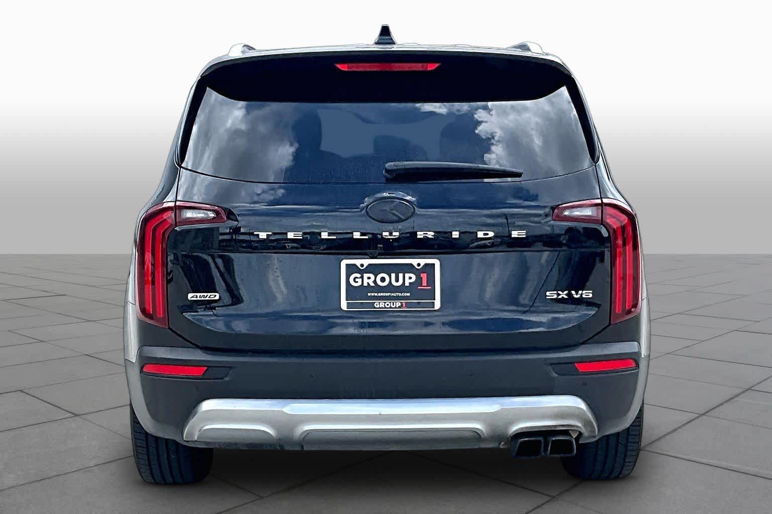 Used 2020 Kia Telluride SX w/ SX Prestige Package AWD/4WD image 5