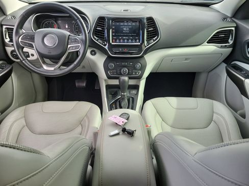 Used 2020 Jeep Cherokee Limited image 14