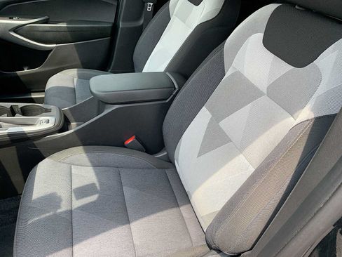 Certified 2024 Chevrolet Trax LS w/ LS Convenience Package FWD image 17