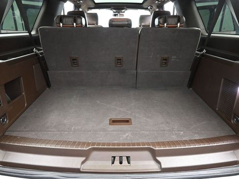 Used 2024 Ford Expedition Max King Ranch image 19