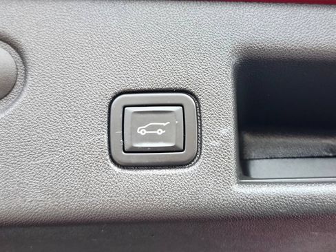 Used 2024 Chevrolet Equinox RS AWD/4WD image 31