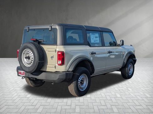 New 2025 Ford Bronco 4-Door AWD/4WD image 7
