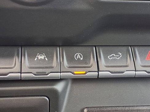 Used 2023 Chevrolet Silverado 1500 Custom Trail Boss w/ LPO, Dark Essentials Package image 7