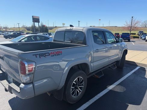 Used 2020 Toyota Tacoma TRD Sport w/ TRD Premium Sport Package image 2