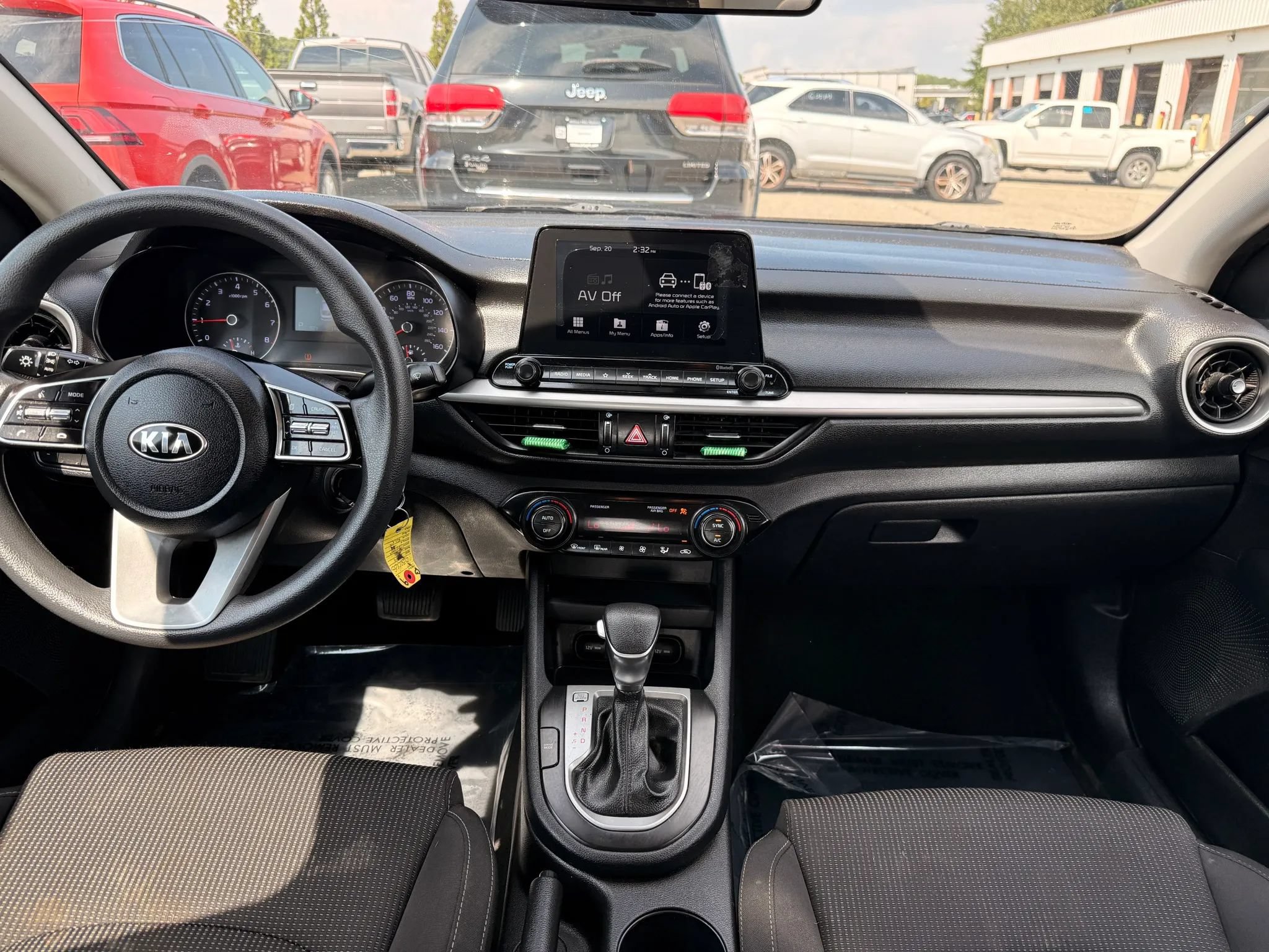 Used 2019 Kia Forte LXS FWD image 3