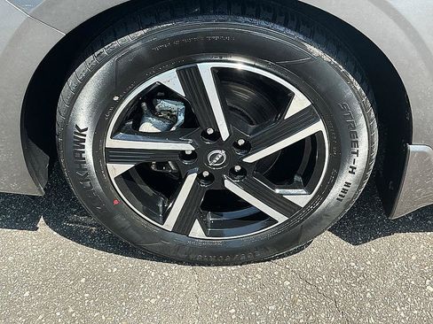 Certified 2024 Nissan Sentra SV w/ All-Weather Package FWD image 10