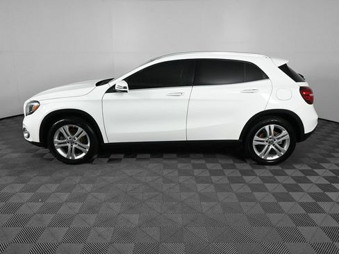 Certified 2020 Mercedes-Benz GLA 250 4MATIC image 3