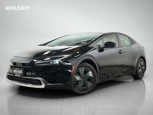 Used 2026 Toyota Prius Plug-In Hybrid FWD image 1