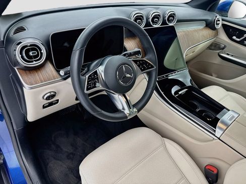 Certified 2026 Mercedes-Benz GLC 300 image 9