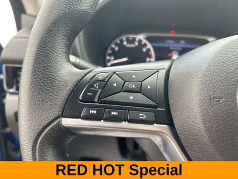 Used 2024 Nissan Sentra SV FWD image 15