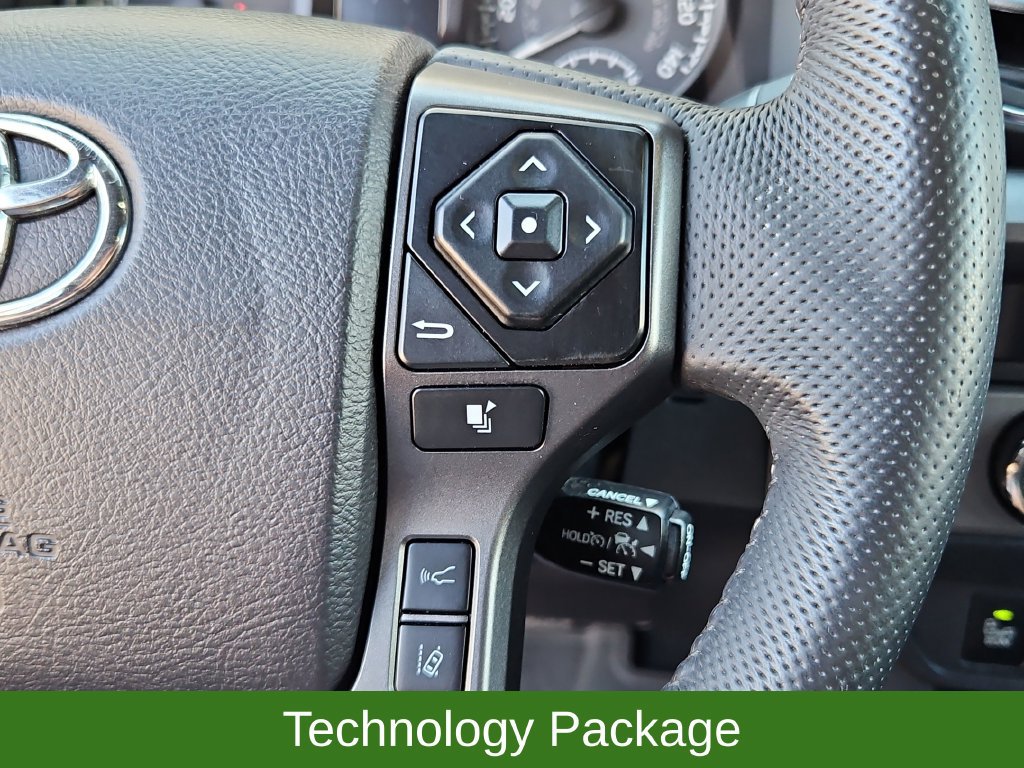 Used 2021 Toyota Tacoma TRD Off-Road w/ Technology Package AWD/4WD image 12