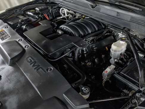 Used 2017 GMC Yukon XL Denali w/ Open Road Package image 50