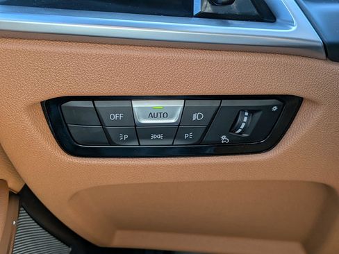 New 2026 BMW 330i w/ M Sport Package image 17