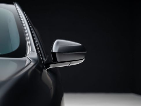 Used 2023 BMW i7 xDrive60 AWD/4WD image 15