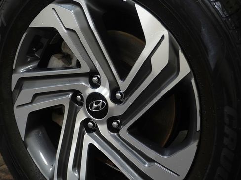 Used 2023 Hyundai Santa Fe SEL image 11